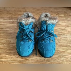Women’s Land’s End Teal Suede Fur Lined Sneaker Hiking Boot Size 7 1/2